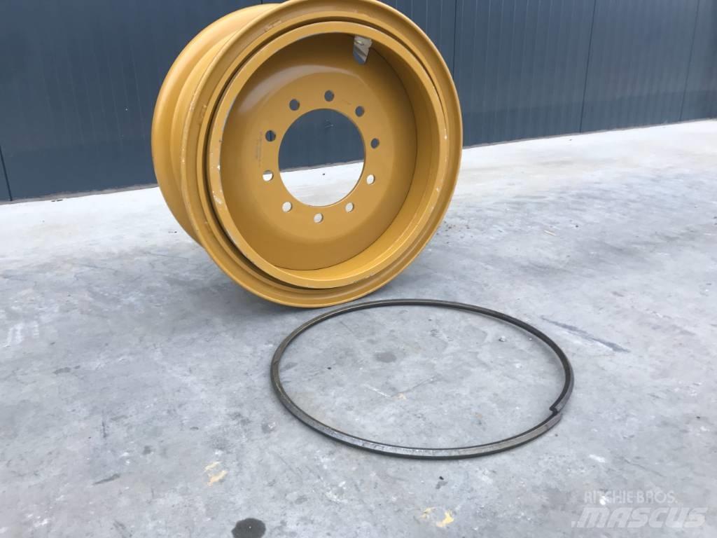 CAT 140H Rims Гуми