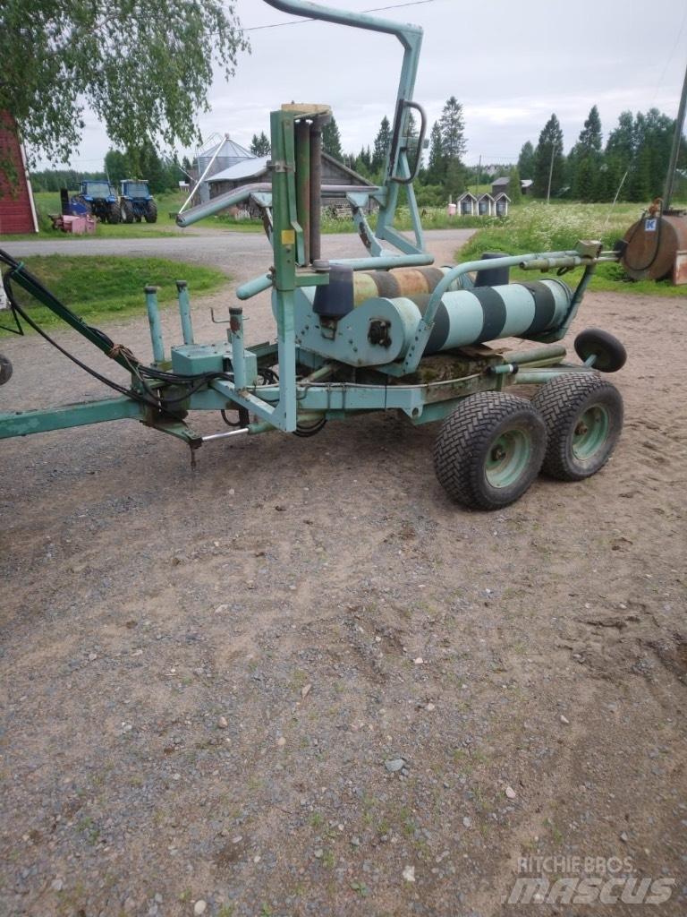 Elho 1210 käärijä Машини за опаковане