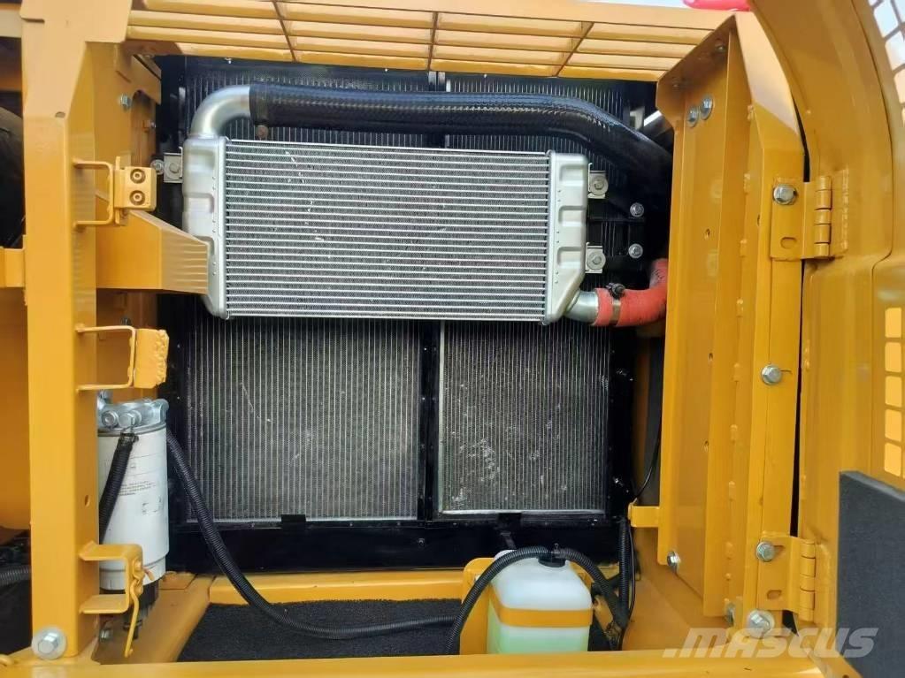 CAT 320D2L Верижен екскаватор