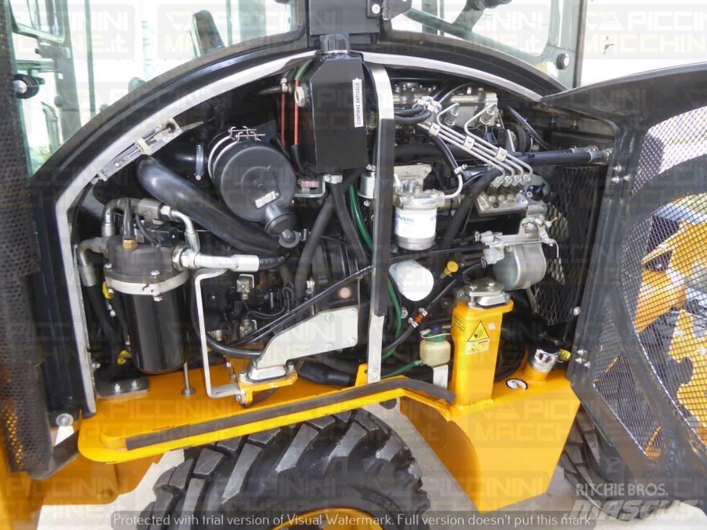 Venieri VF1.33B Товарач със заден ексватор