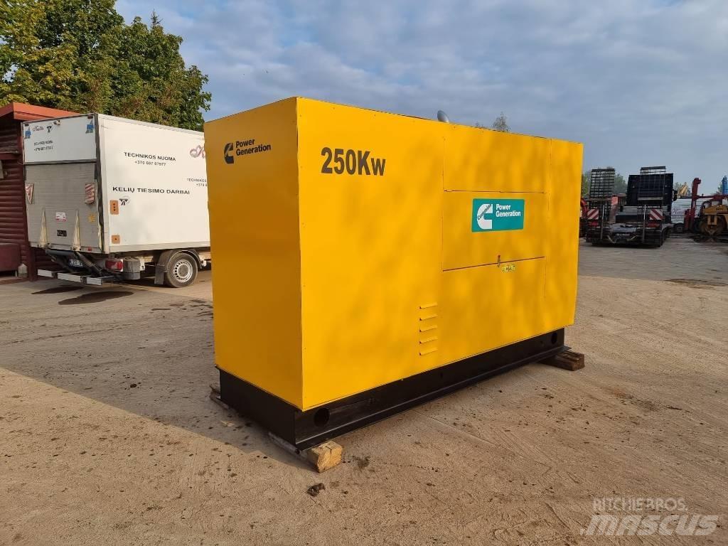 Cummins 250 KW Дизелови генератори
