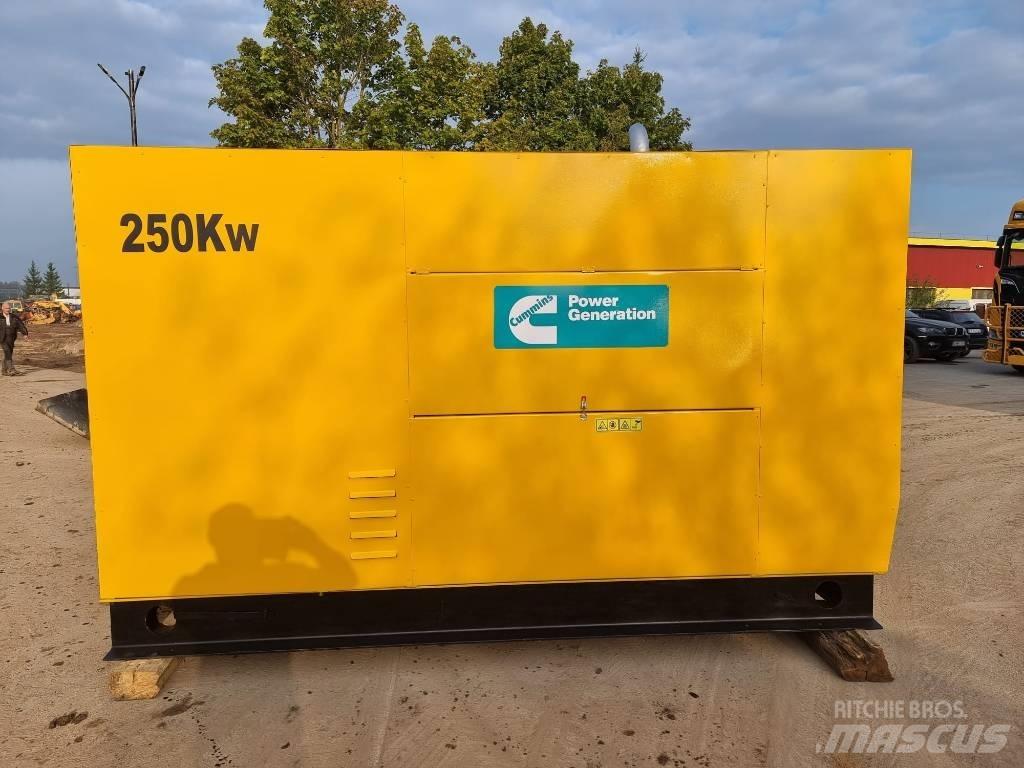 Cummins 250 KW Дизелови генератори
