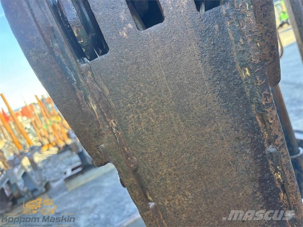 Valmet 890 Други компоненти