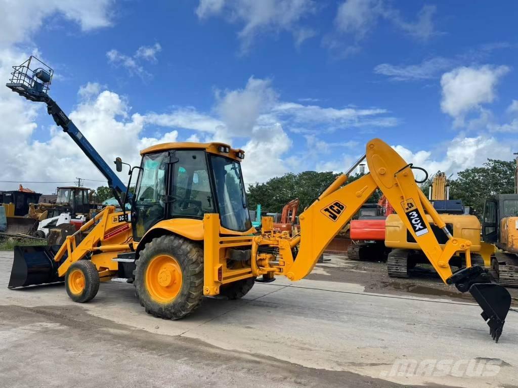 JCB 3 CX Товарач със заден ексватор