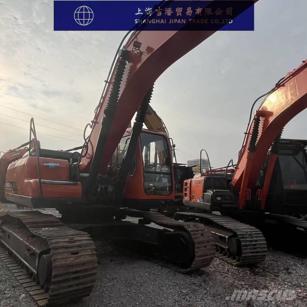 Doosan DH 300 Верижен екскаватор