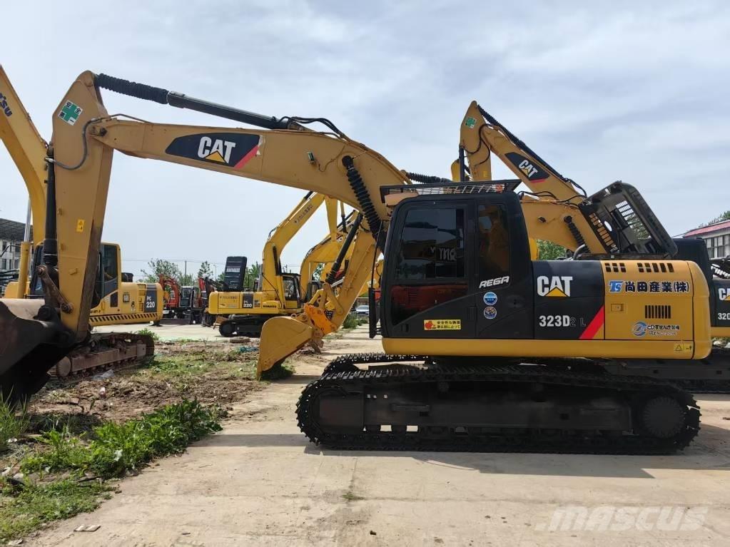 CAT 323 D Верижен екскаватор