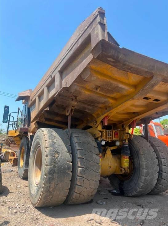 CAT 773 F Твърди самосвали
