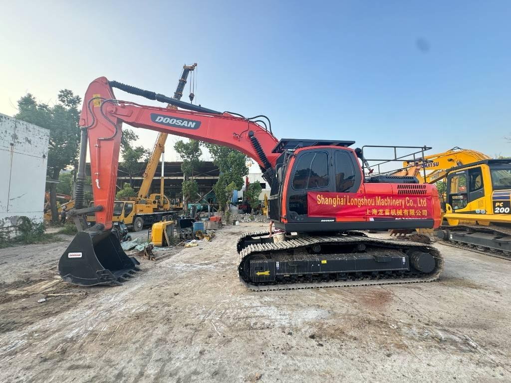 Doosan DX 225 LC Верижен екскаватор