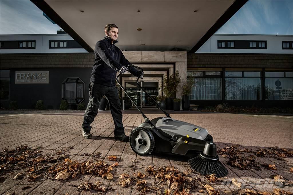 Kärcher KM 70/15 C Автоматични метачки с четки