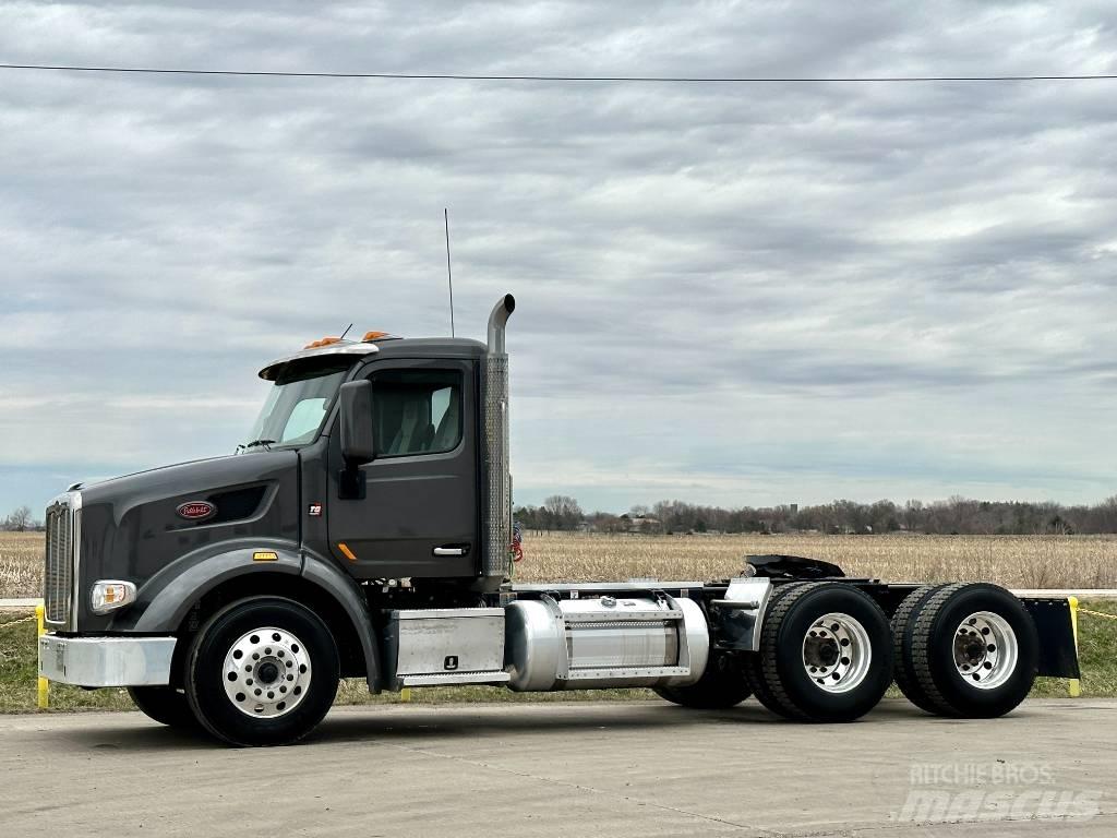 Peterbilt 567 Влекачи