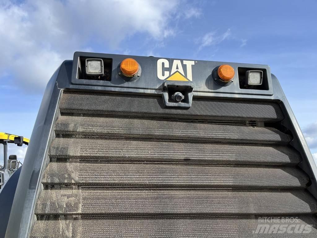 CAT 980K Колесни товарачи
