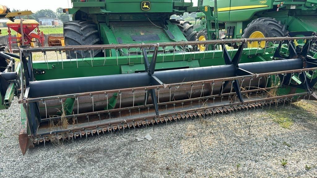 John Deere 9580 WTS Комбайни