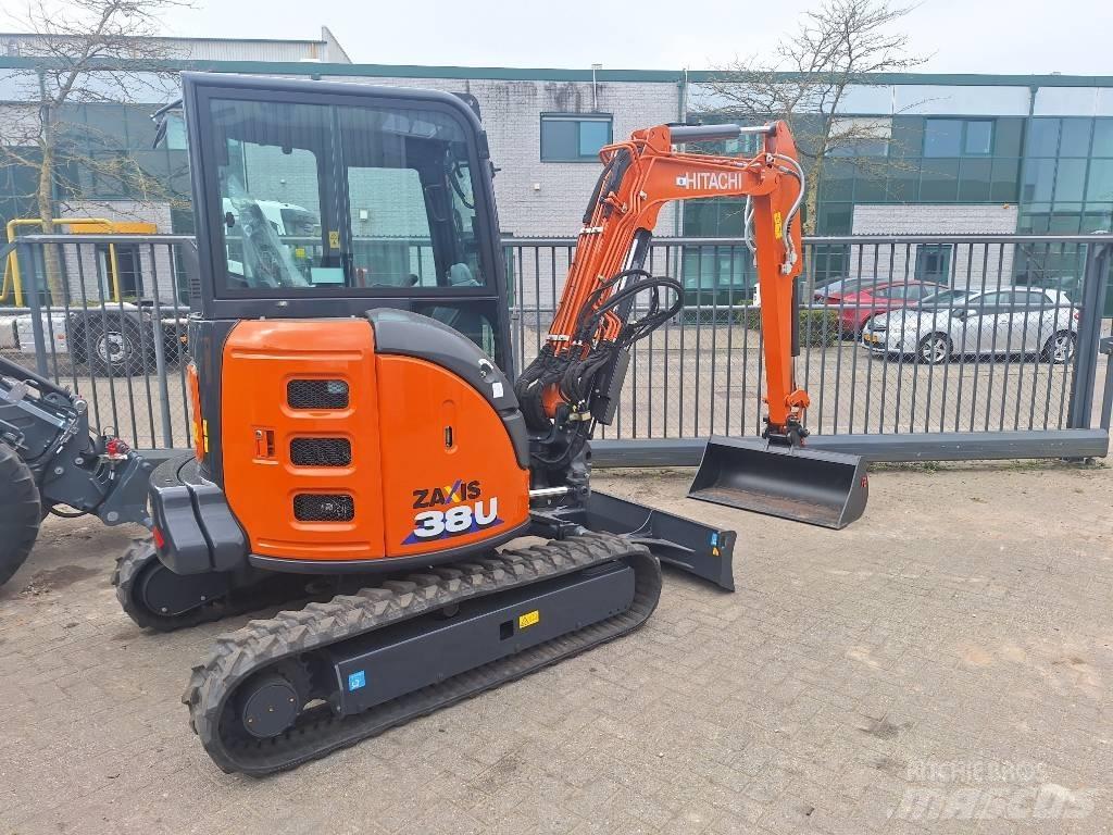 Hitachi ZX38U-6 Мини екскаватори < 7 т