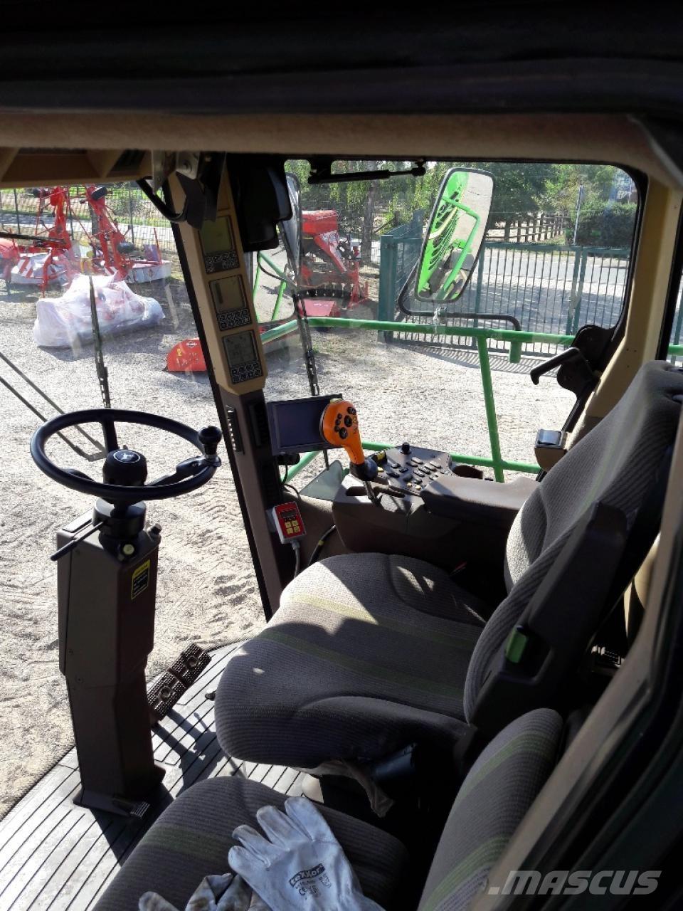 John Deere 7350 Самоходни фуражири