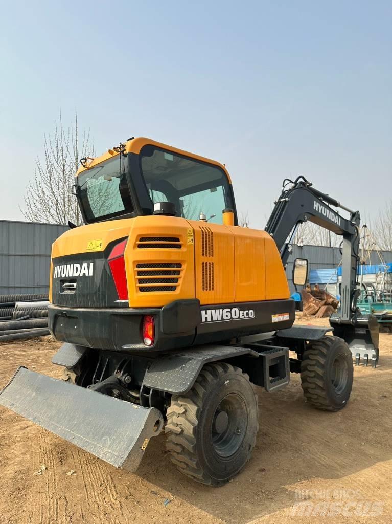 Hyundai HW 60 Eco Колесни екскаватори