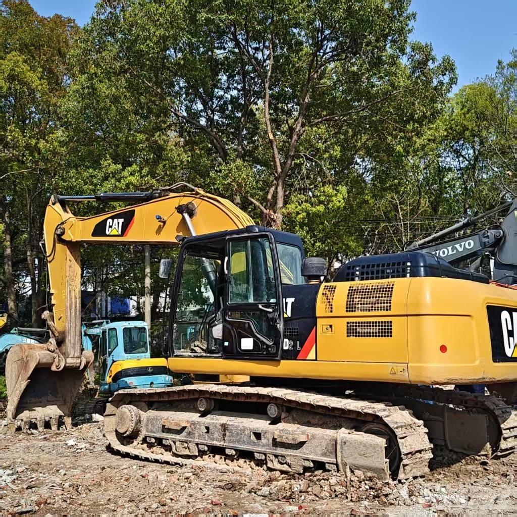 CAT 330 D Верижен екскаватор