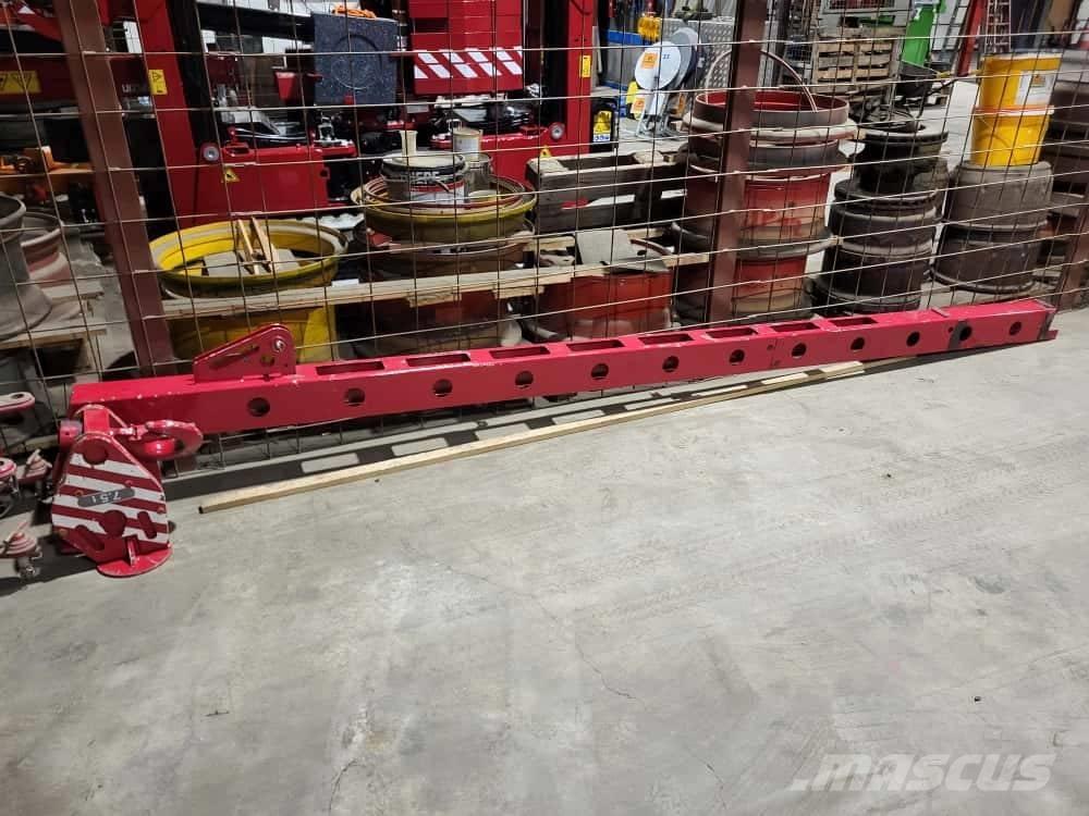 Unic B-775 Верижни кранове
