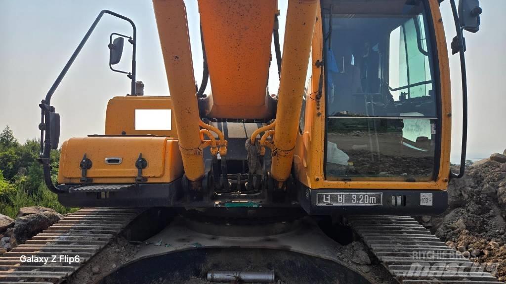 Hyundai Robex 300 LC Верижен екскаватор