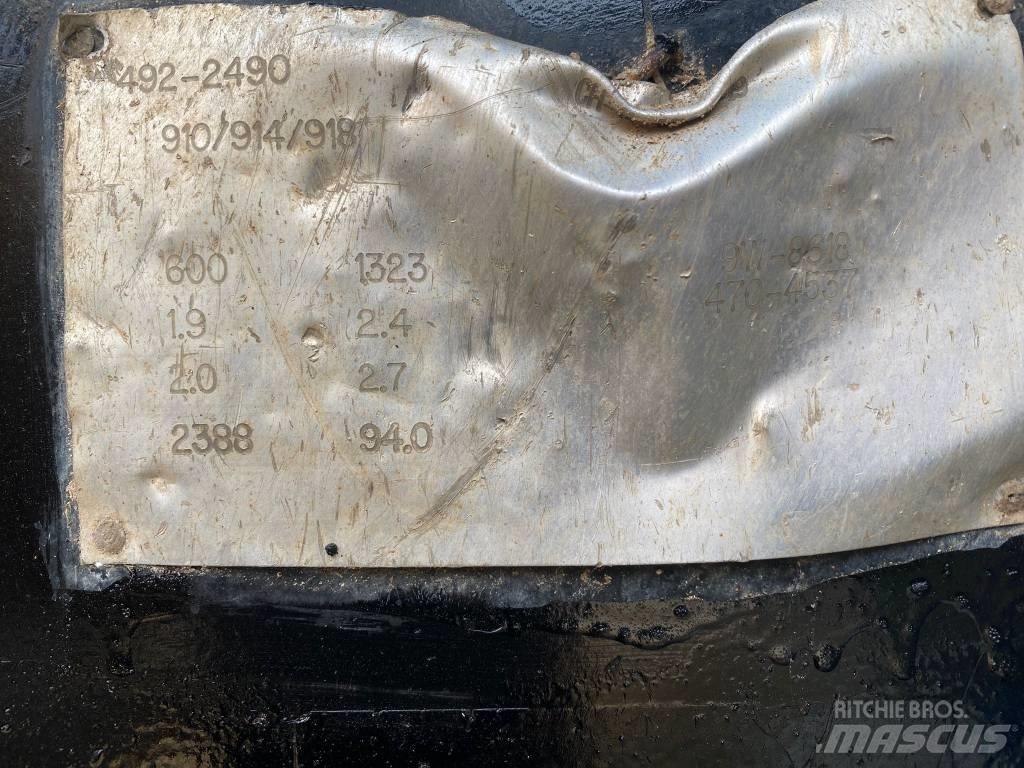 CAT 914 m Колесни товарачи