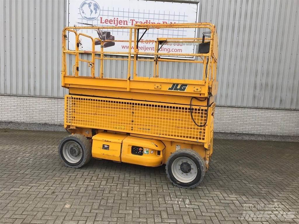 JLG 4069LE Ножични работни платформи