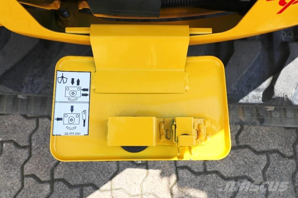 Komatsu PC 25 MR5 Мини екскаватори < 7 т