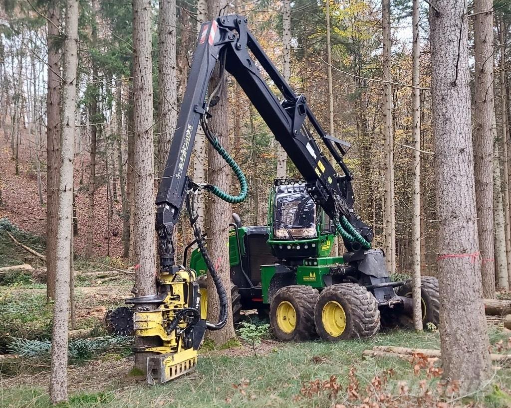John Deere 1270 G Харвестери