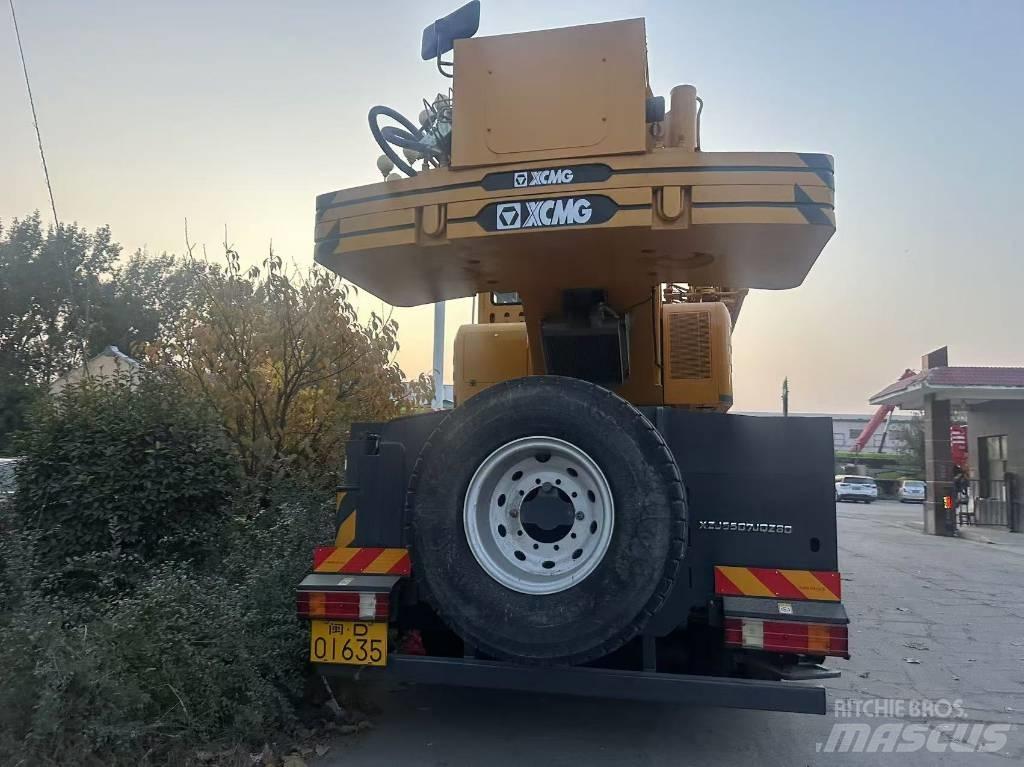 XCMG XCT 80L5 Всъдеходни кранове