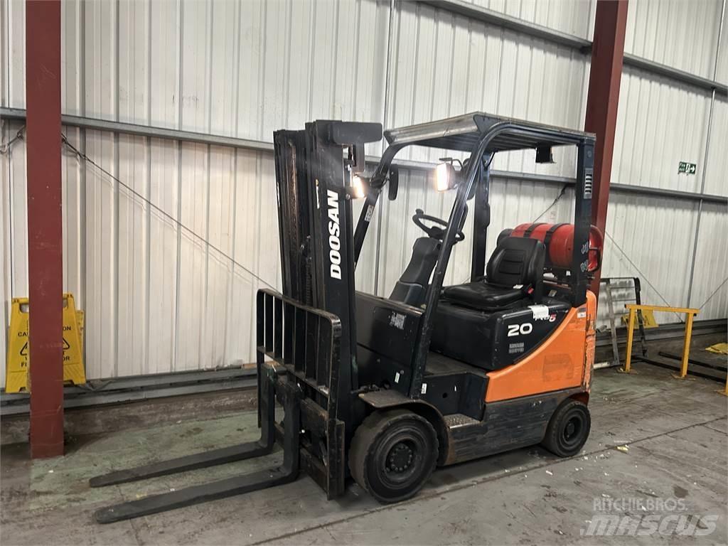 Doosan G20SC-5 Камиони с АГУ
