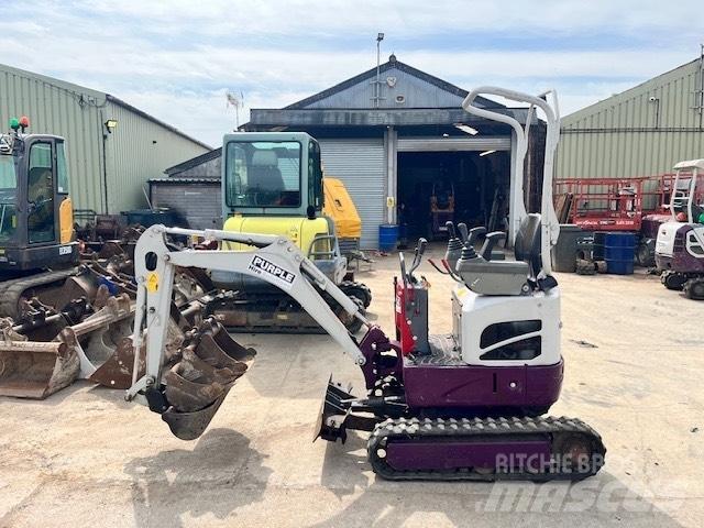 Takeuchi TB 210 Мини екскаватори < 7 т