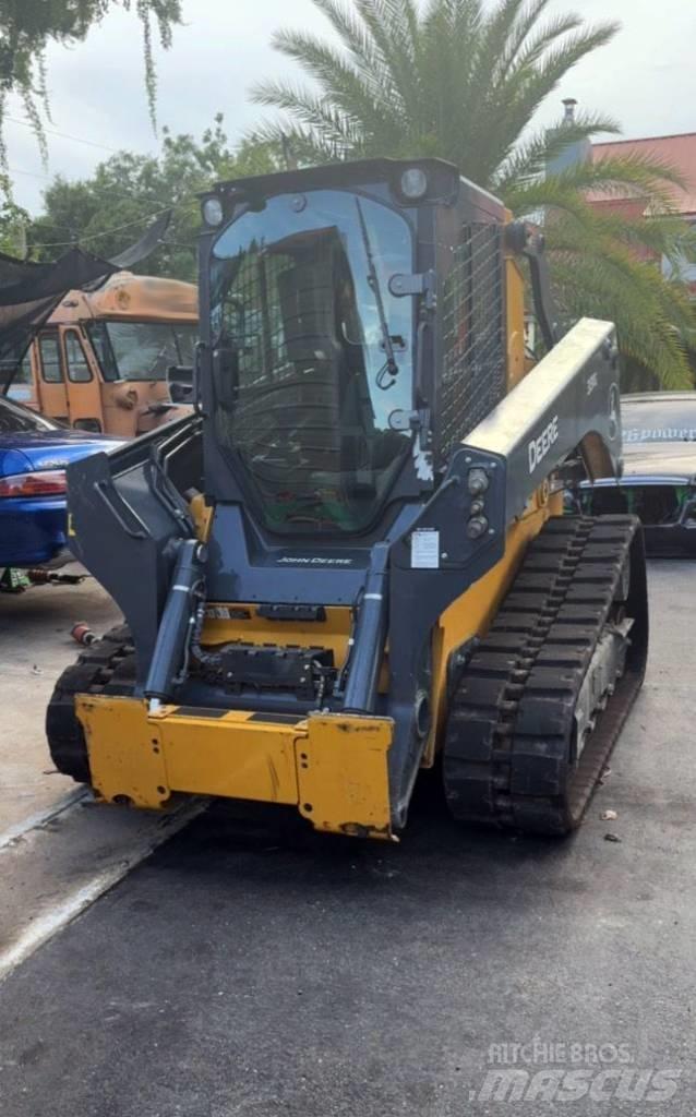 John Deere 331G Мини товарачи
