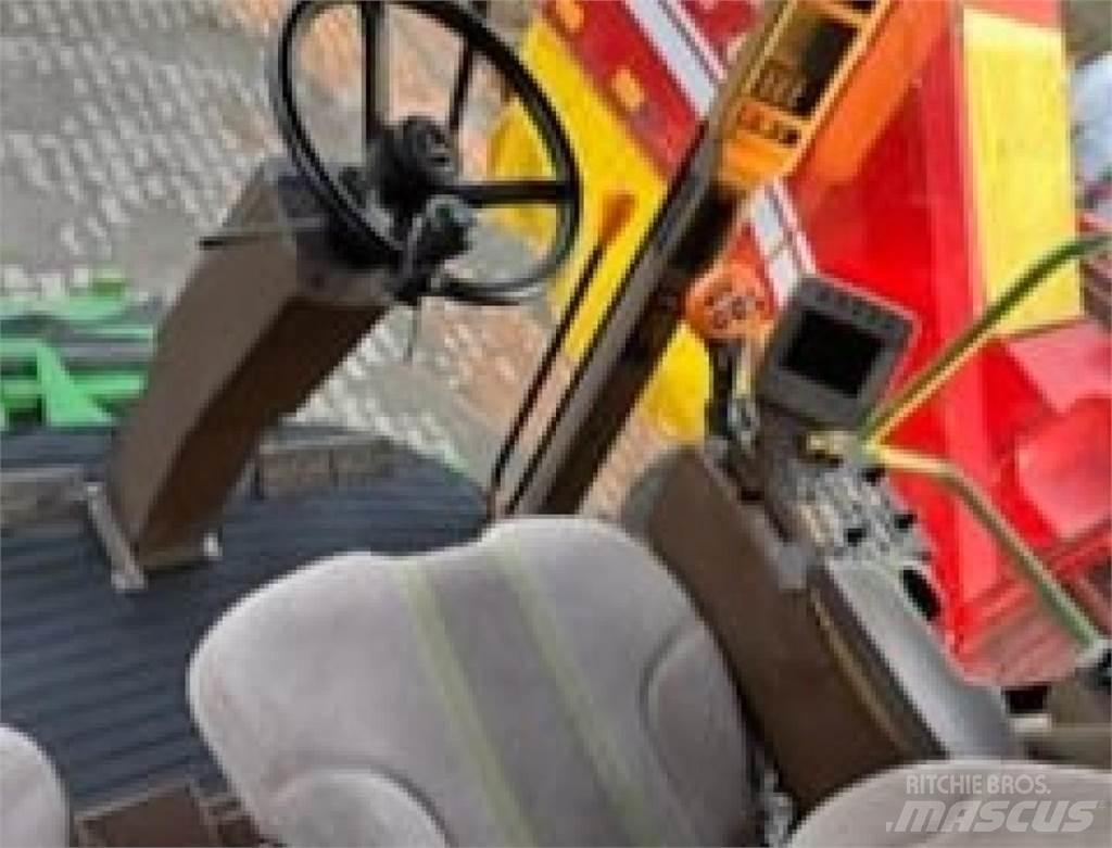 John Deere T560 Комбайни