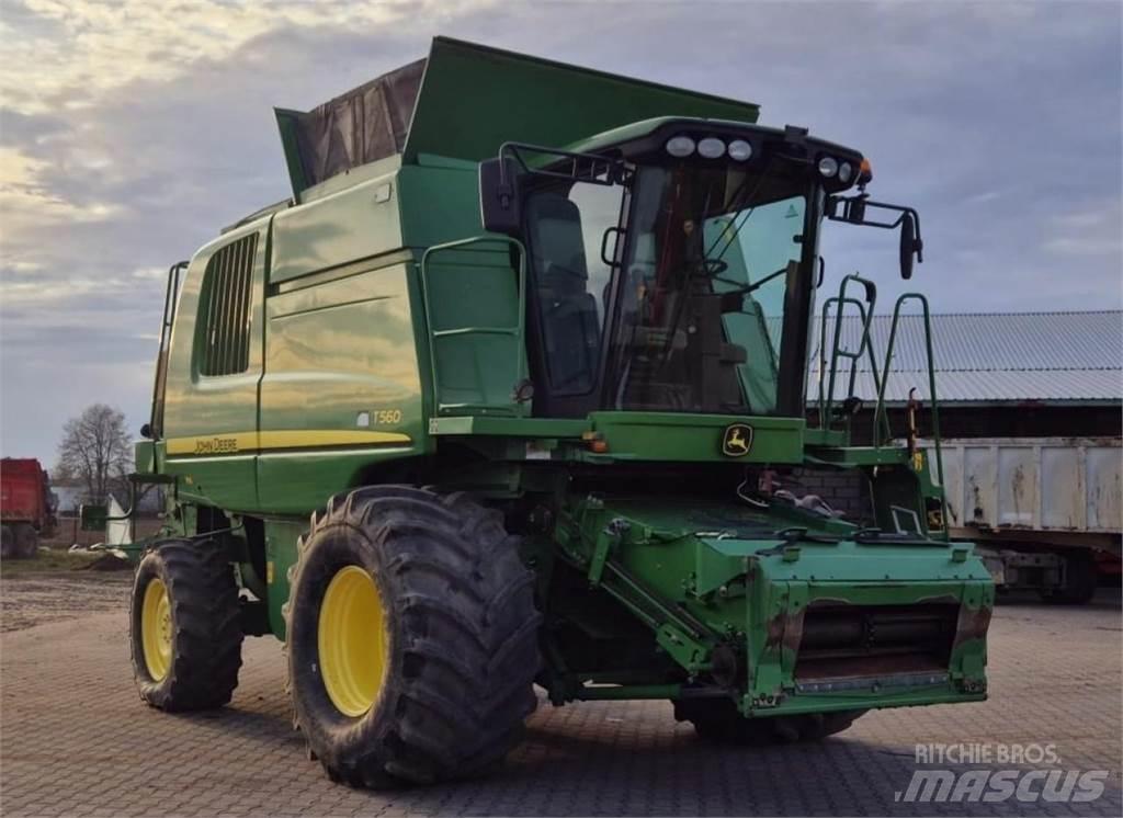 John Deere T560 Комбайни