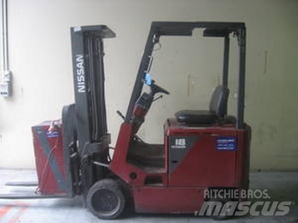 Nissan CM01 Електрически вилични кари-повдигачи