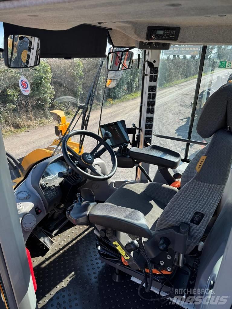 Volvo L 180 H Колесни товарачи