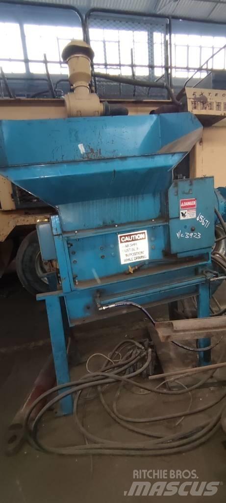  Securit Compactor Комунални съоражения