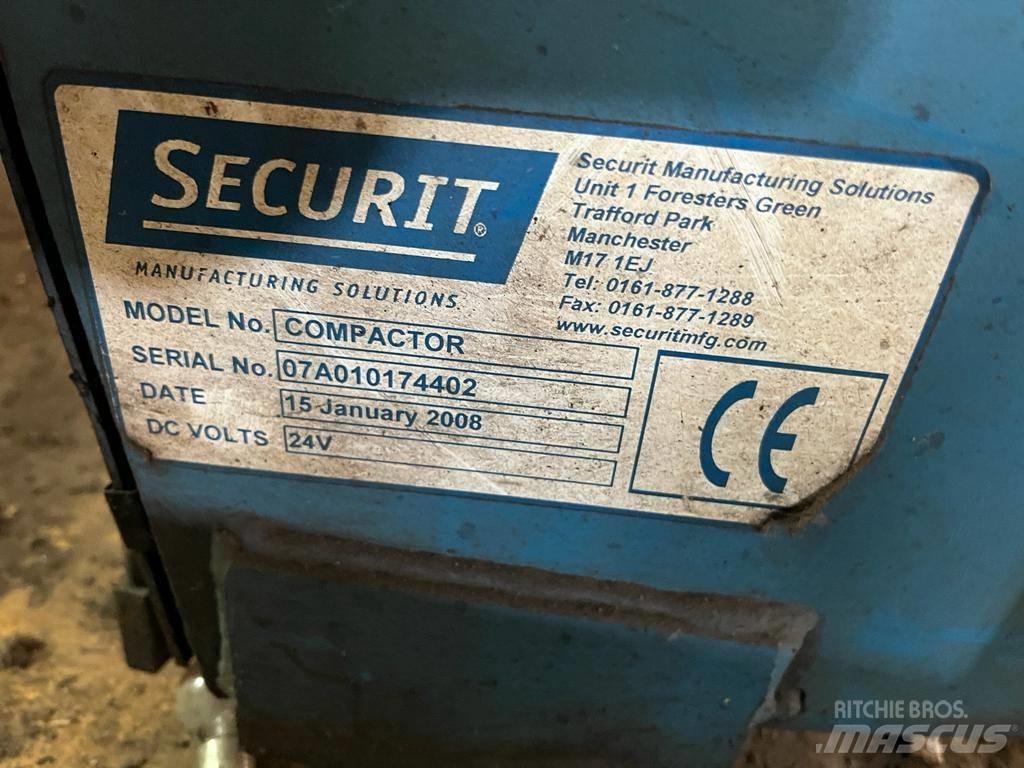  Securit Compactor Комунални съоражения