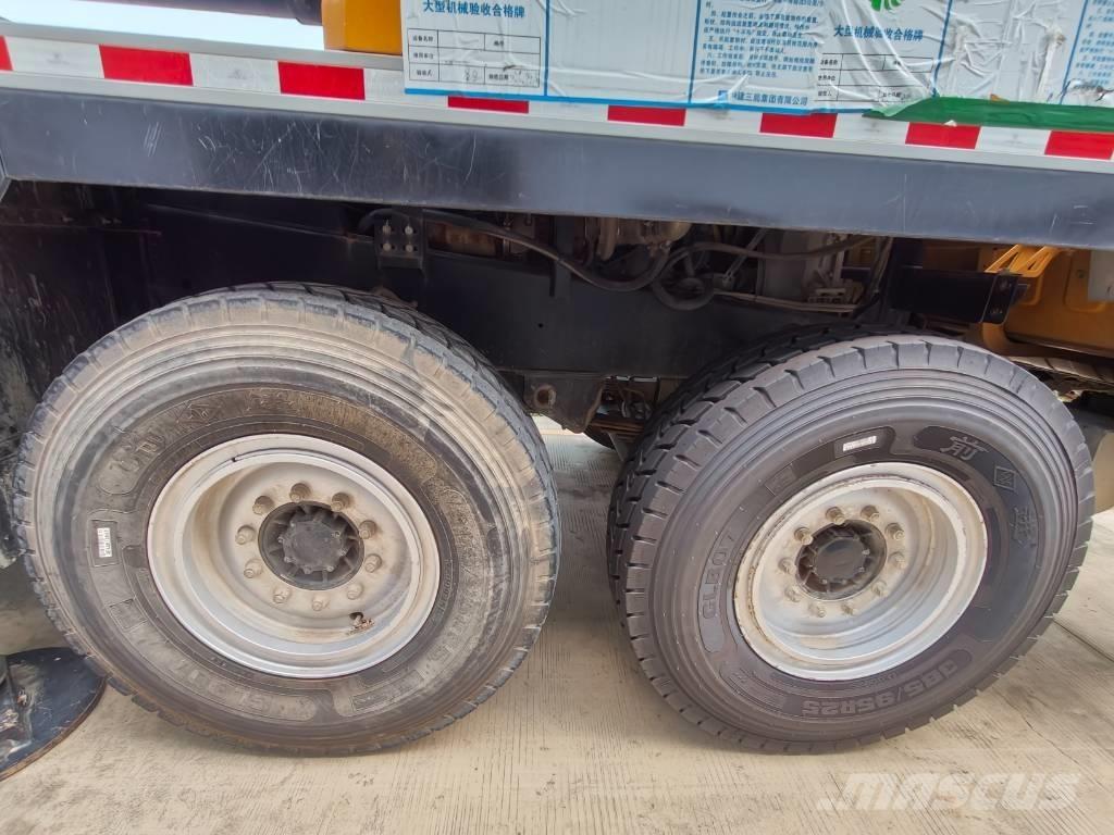 Sany STC1300C8 Всъдеходни кранове