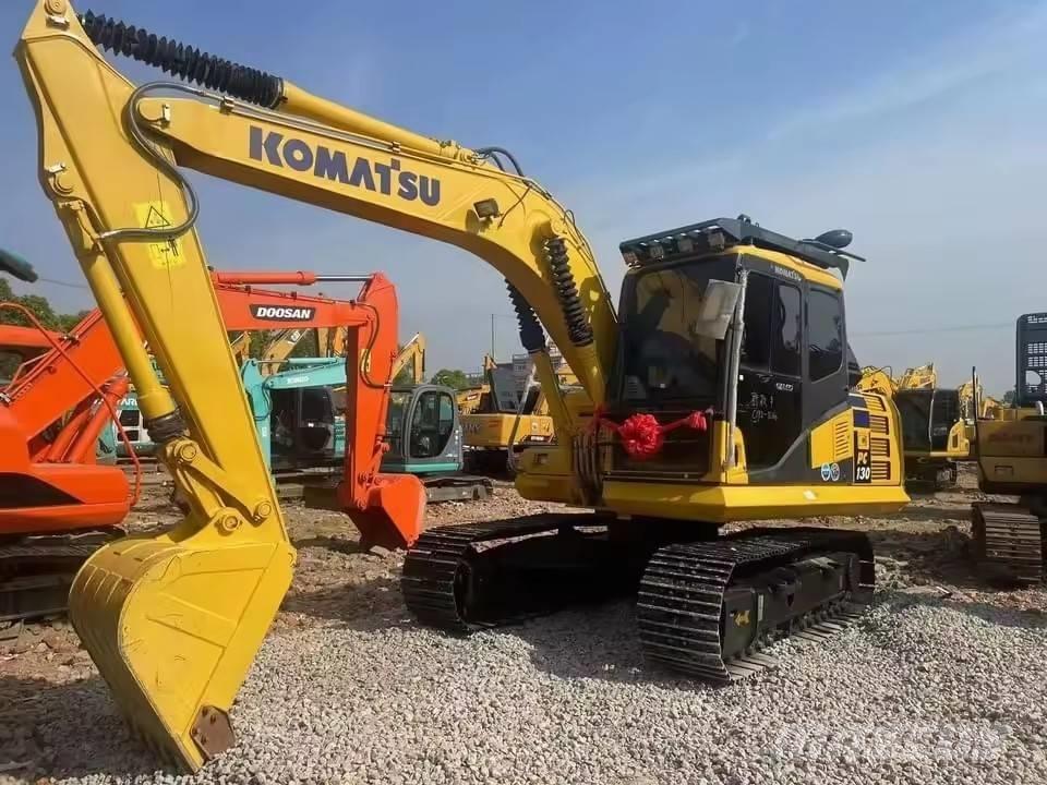 Komatsu PC 130 Средни екскаватори 7т - 12т