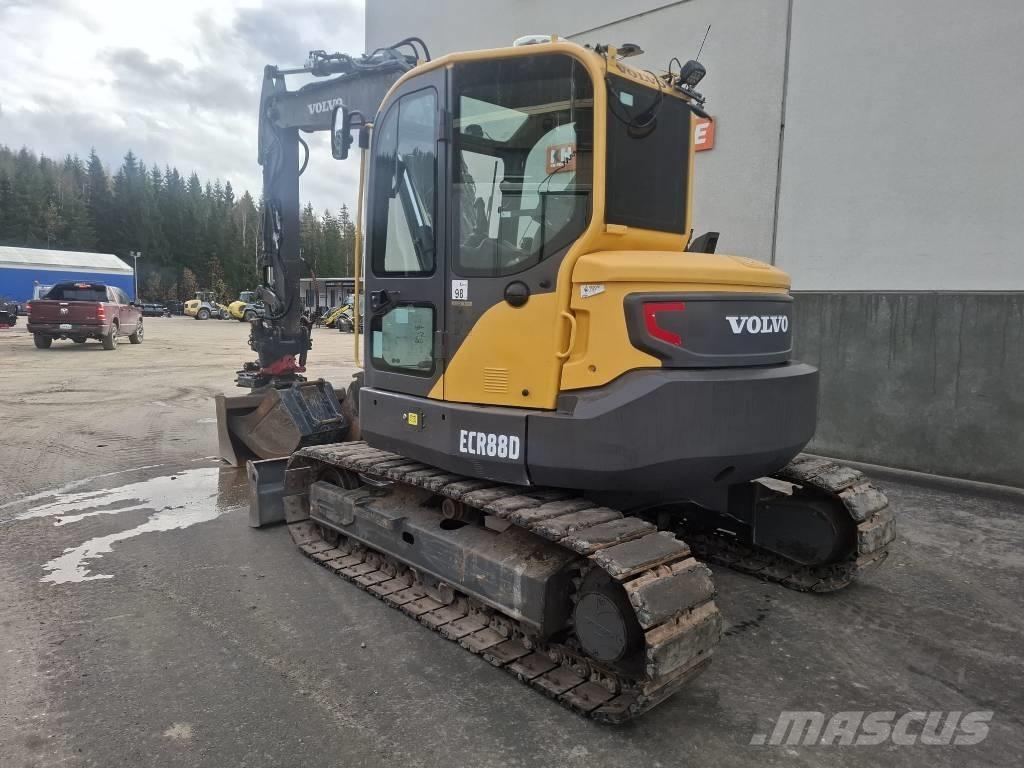 Volvo ECR 88 D Средни екскаватори 7т - 12т