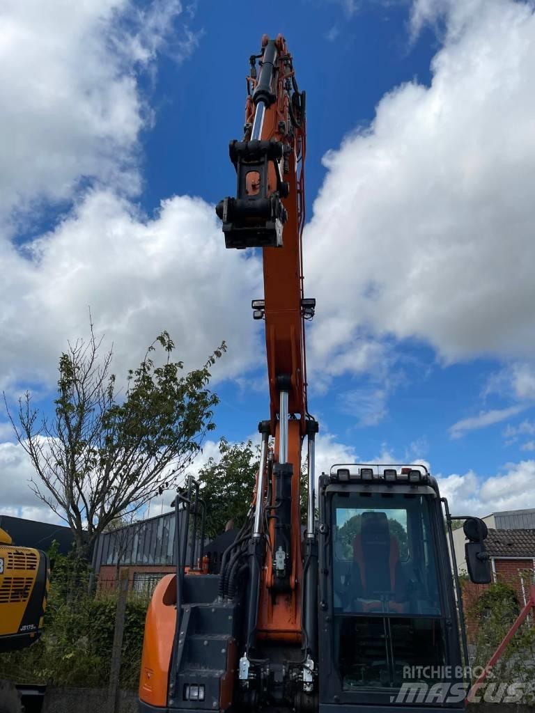 Doosan DX 140 LCR Верижен екскаватор