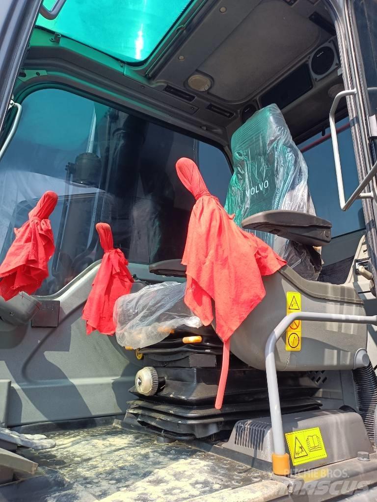 Volvo EC 240 Верижен екскаватор