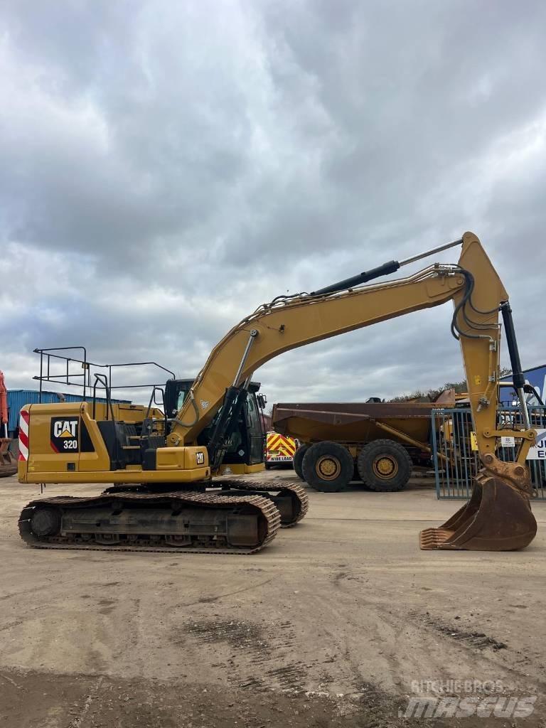 CAT 320 Верижен екскаватор