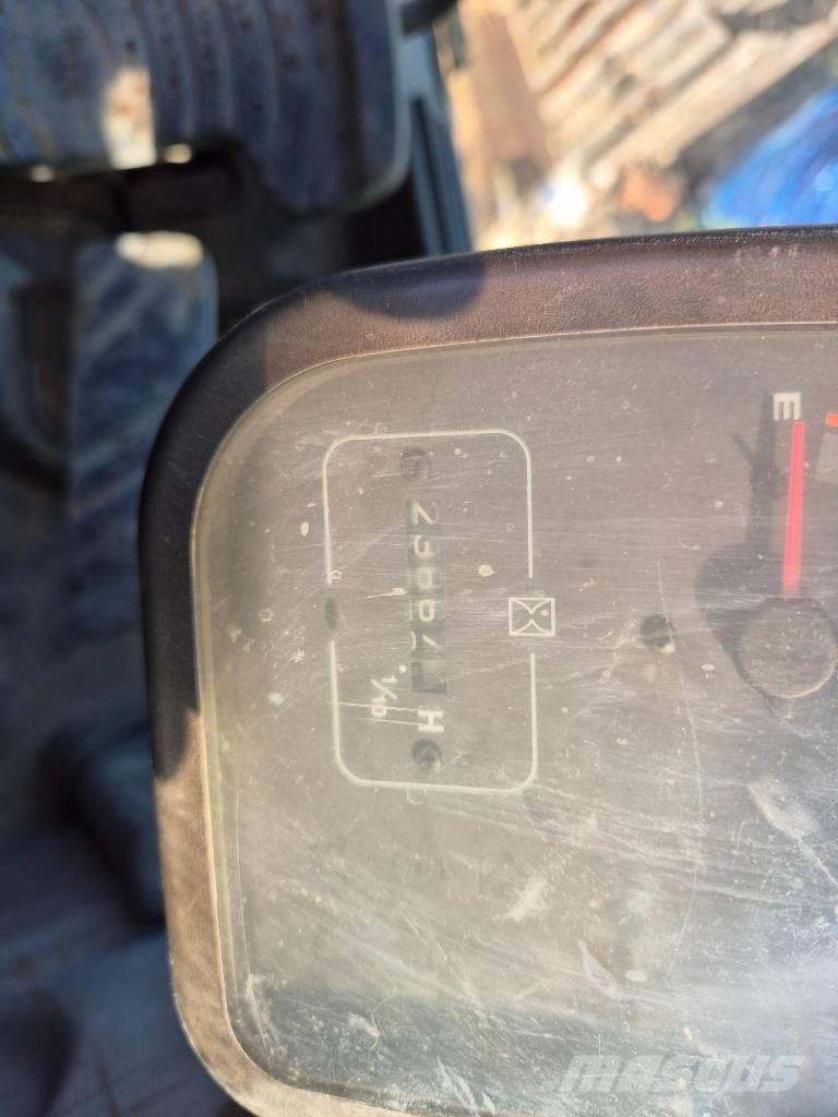 Volvo EC 290 B LC Верижен екскаватор