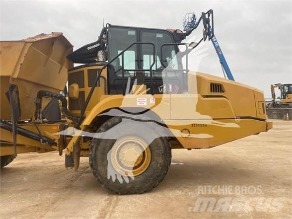 CAT 730 Дъмпери/моторни превозни средства