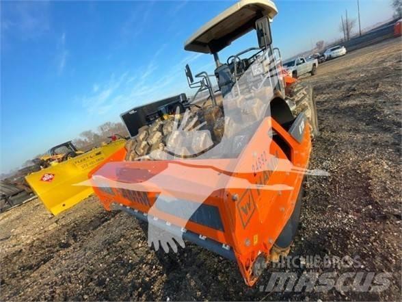 Hamm H10iP Еднобарабанни ролки
