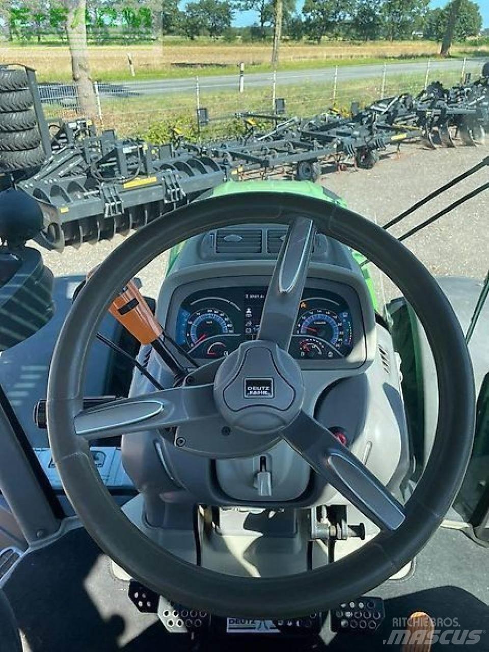 Deutz-Fahr 6215ttv Трактори