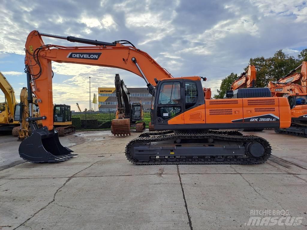 Develon DX360LC-7M Верижен екскаватор