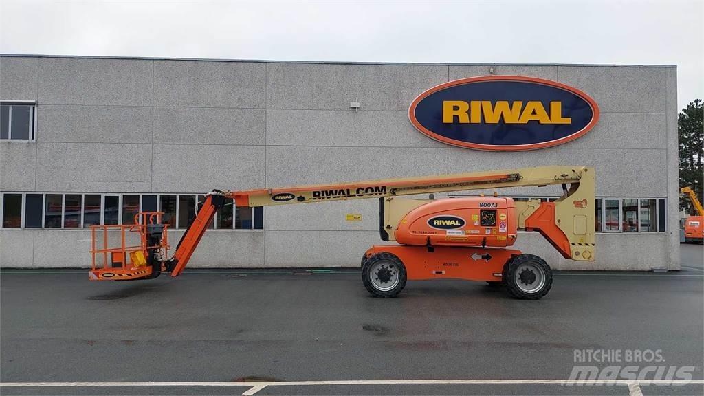 JLG 800AJG Съчленени стрелови подемници