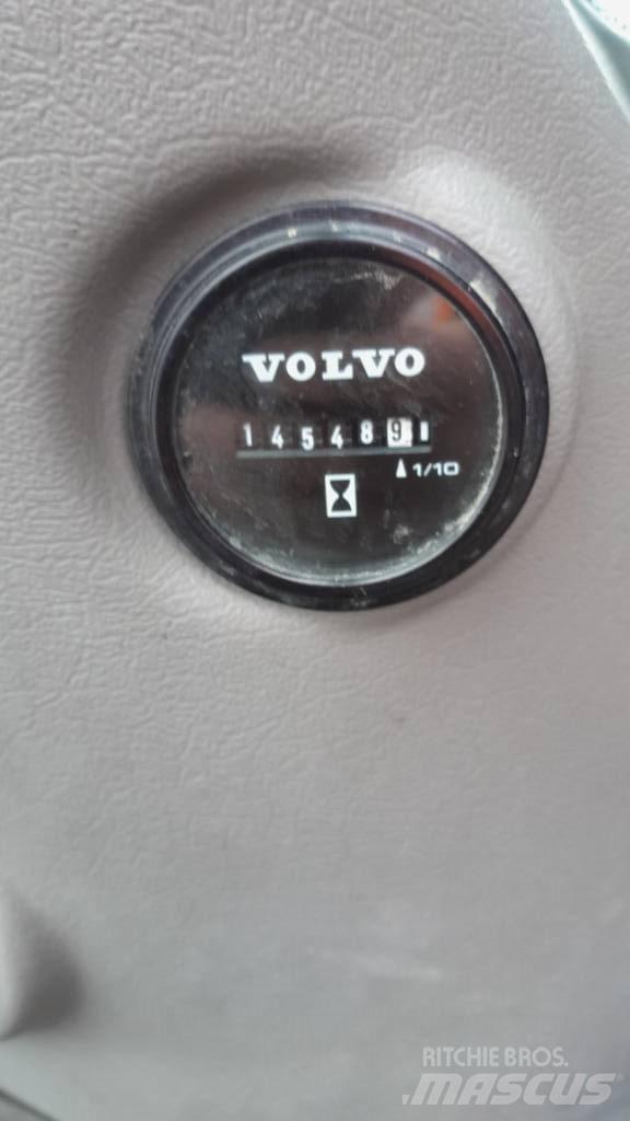 Volvo EC 300 D L Верижен екскаватор