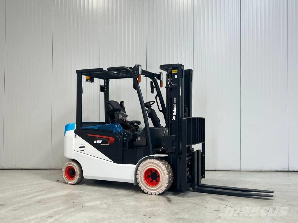 Bobcat B35NS Електрически вилични кари-повдигачи